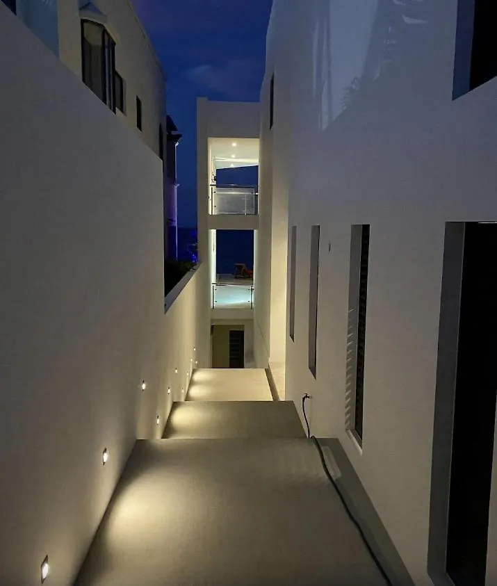 Villa E11Even Con C Hef Privado Ocean Front Isla Mujeres 0*,  Mexico